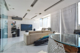 Apartamento com 1 Quarto à Venda, 73 m² em Moema - São Paulo