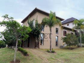 Casa de Condomínio com 4 Quartos à Venda, 206 m² em Condominio Residencial Village Aracoiaba - Araçoiaba Da Serra