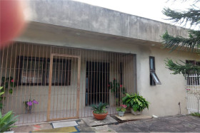 Casa com 3 Quartos à Venda,  em São José - Porto Alegre