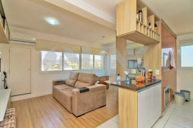 Apartamento com 2 Quartos à Venda, 64 m² em Partenon - Porto Alegre