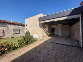 Casa com 2 Quartos à Venda, 60 m² em Jardim Silvania - Mogi Mirim