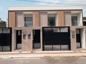 Casa com 3 Quartos à Venda, 111 m² em Tabuleiro - Camboriú