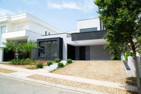 Casa com 3 Quartos à Venda, 247 m² em Tamboré - Santana De Parnaíba