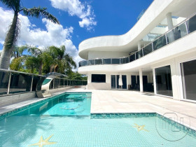 Casa com 6 Quartos à Venda, 800 m² em Jurerê Internacional - Florianópolis