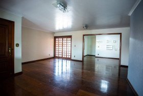 Casa com 4 Quartos à Venda, 1.000 m² em Jardim Simus - Sorocaba