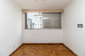 Apartamento com 3 Quartos à Venda, 95 m² em Moema - São Paulo