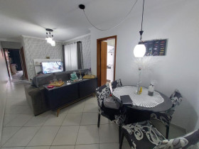 Apartamento com 2 Quartos à Venda, 66 m² em Vila Curuçá - Santo André