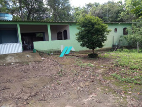 Fazenda à Venda, 2.560 m² em Serra Negra - Betim
