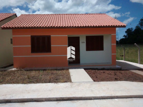Casa com 2 Quartos à Venda,  em Diácono João Luiz Pozzobon - Santa Maria