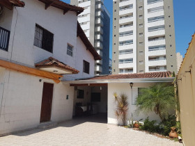 Sobrado com 2 Quartos à Venda, 124 m² em Mirim - Praia Grande