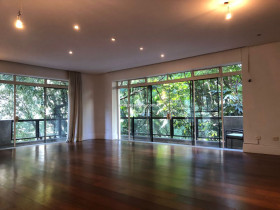Apartamento com 3 Quartos à Venda, 245 m² em Jardim América - São Paulo