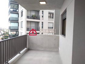 Apartamento com 2 Quartos para Alugar, 68 m² em Vila Madalena - São Paulo