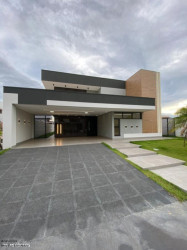 Casa de Condomínio com 3 Quartos à Venda, 400 m² em Aponiã - Porto Velho
