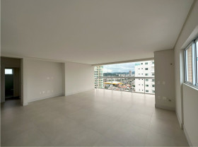 Apartamento com 3 Quartos à Venda, 189 m² em Centro - Balneário Camboriú