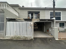 Casa com 3 Quartos à Venda, 72 m² em Alto Boqueirão - Curitiba