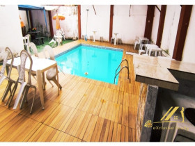 Casa com 10 Quartos à Venda, 570 m² em Itapuã - Salvador