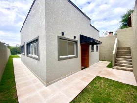 Casa com 3 Quartos à Venda, 140 m² em Jardim Colibri - Cotia