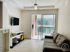 Apartamento com 2 Quartos à Venda, 77 m² em José Menino - Santos
