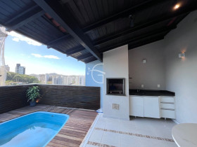 Imóvel com 4 Quartos à Venda, 211 m² em Atiradores - Joinville