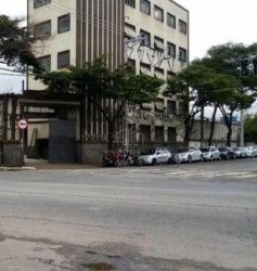 Imóvel Comercial à Venda, 1.900 m² em Cambuci - São Paulo
