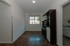 Apartamento com 2 Quartos à Venda, 55 m² em Petrópolis - Porto Alegre