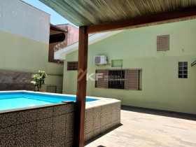 Casa com 3 Quartos à Venda, 321 m² em Sumarezinho - Ribeirão Preto