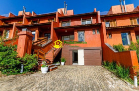 Casa de Condomínio com 3 Quartos à Venda, 396 m² em Cristal - Porto Alegre