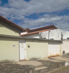 Casa com 3 Quartos à Venda, 167 m² em Horto - Teresina