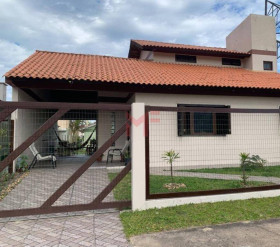 Apartamento à Venda,  em Capão Da Canoa