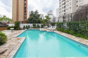 Apartamento com 4 Quartos à Venda, 202 m² em Moema - São Paulo