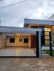 Casa com 3 Quartos à Venda, 31 m² em Jardim São Conrado - Maringá