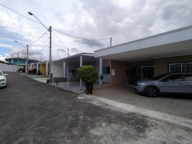 Casa com 3 Quartos à Venda, 180 m² em Parque 10 De Novembro - Manaus