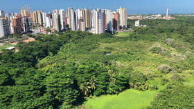 Apartamento com 3 Quartos à Venda, 1.400 m² em Cocó - Fortaleza