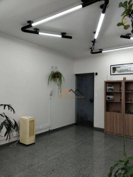 Sala Comercial à Venda, 40 m² em Vila Guiomar - Santo André
