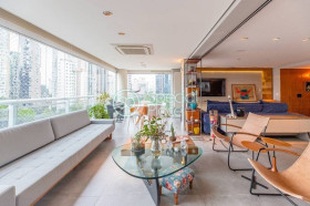 Apartamento com 3 Quartos à Venda, 337 m² em Itaim Bibi - São Paulo