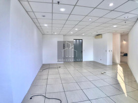 Sala Comercial à Venda, 60 m² em Empresarial 18 Do Forte - Barueri