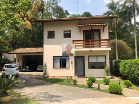 Casa com 3 Quartos à Venda, 225 m² em Chácara Dos Junqueiras - Carapicuíba