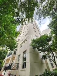 Apartamento com 3 Quartos à Venda, 133 m² em Aclimação - São Paulo
