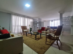 Casa com 4 Quartos à Venda, 360 m² em Alphaville - Santana De Parnaíba
