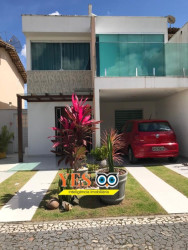 Casa com 3 Quartos à Venda, 300 m² em Santa Monica - Feira De Santana