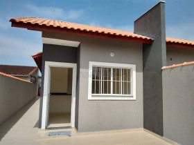 Casa com 2 Quartos à Venda, 1 m² em Suarao - Itanhaem