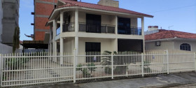 Casa com 4 Quartos à Venda, 300 m² em Palmas Do Arvoredo - Governador Celso Ramos