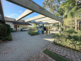 Casa à Venda, 434 m² em Chácara Dos Junqueiras - Carapicuíba
