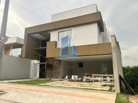 Casa com 4 Quartos à Venda, 300 m² em Portal Do Sol - Contagem
