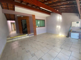Casa com 4 Quartos à Venda, 245 m² em Wanel Ville - Sorocaba
