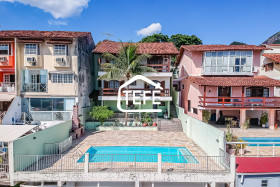 Casa com 3 Quartos à Venda, 333 m² em Freguesia (jacarepaguá) - Rio De Janeiro