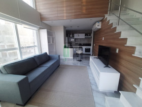 Flat com 1 Quarto para Alugar, 80 m² em Consolação - São Paulo