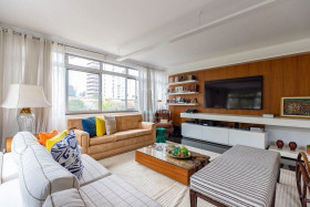 Apartamento com 4 Quartos à Venda, 253 m² em Alto De Pinheiros - São Paulo