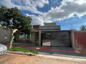 Casa com 3 Quartos à Venda,  em Coophatrabalho - Campo Grande