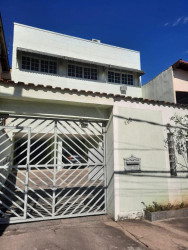 Imóvel com 6 Quartos para Alugar, 218 m² em Campo Grande - Rio De Janeiro